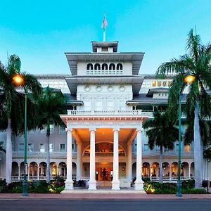 Moana Surfrider, A Westin Resort & Spa, Waikiki Beach